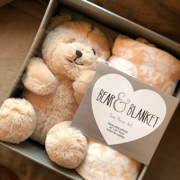 Motherhood Maternity Accessories - Gift Set Stuffed Animal & Blanket Plush Throw Soft